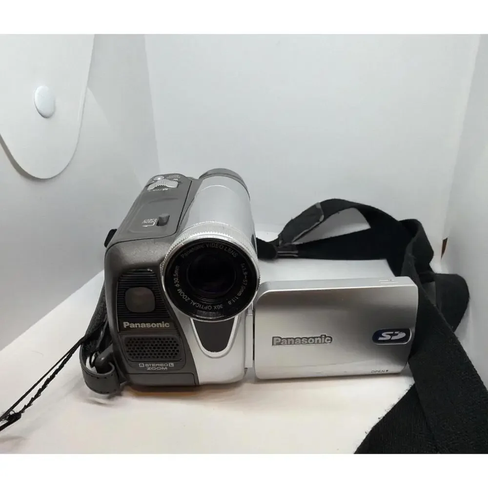 Panasonic PV-GS35 Digital Mini DV Camcorder -Tested Working Record Transfer Play